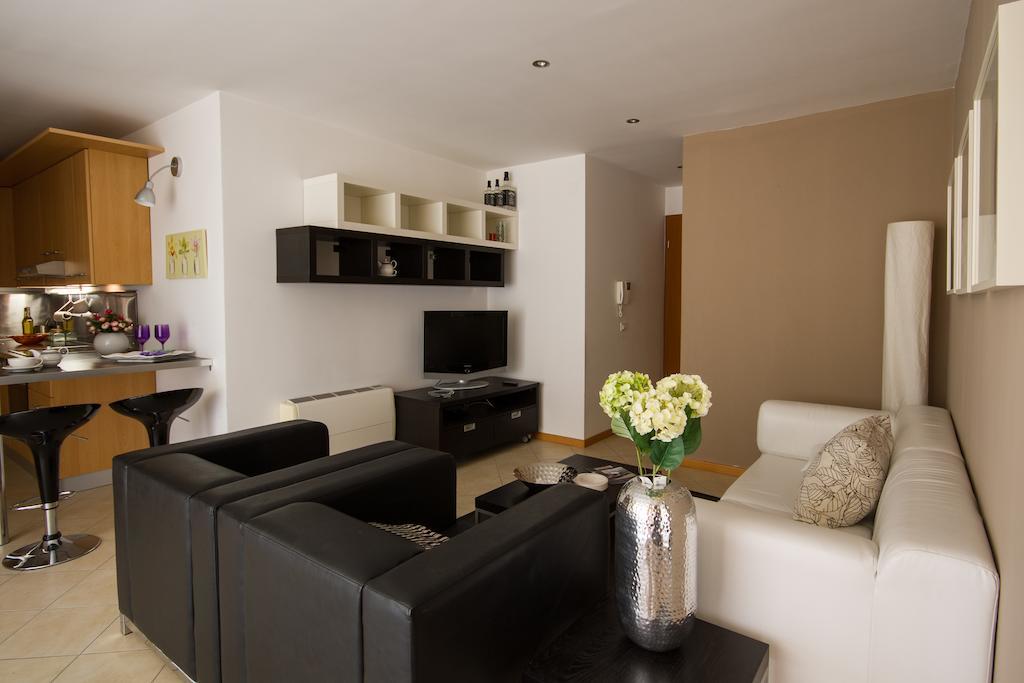 Apartments Casa Emonia Novigrad Istria Rum bild