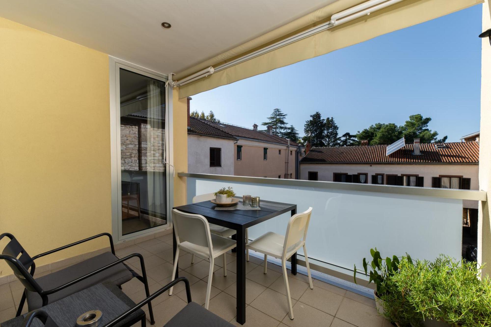 Apartments Casa Emonia Novigrad Istria Exteriör bild